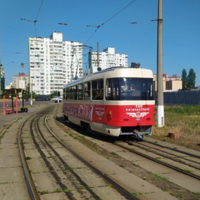 У Києві вийшов на маршрут відремонтований трамвай Tatra T3: що змінилося