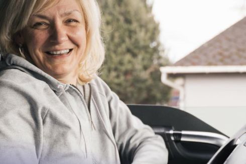 В Україні безкоштовно навчатимуть жінок на далекобійниць: як долучитися