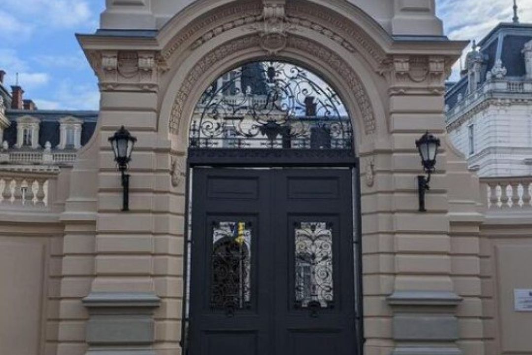 Палац Потоцьких у Львові відреставрували: як він тепер виглядає