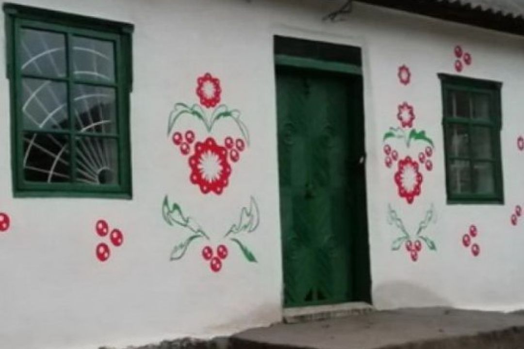 На Вінниччині відновили столітню хату-мазанку і перетворили її на етнопростір