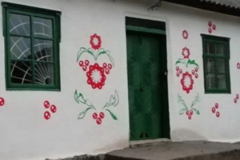 На Вінниччині відновили столітню хату-мазанку і перетворили її на етнопростір