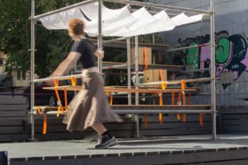 Кафе біля Золотих воріт перетворило пустир на літній майданчик