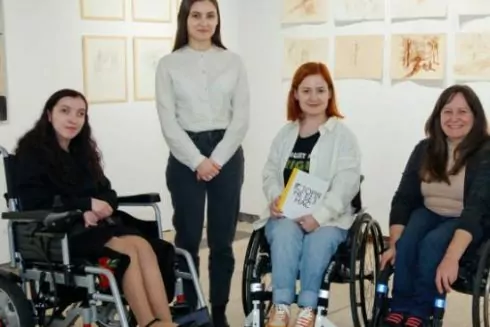 Найцікавіше за тиждень: Як активісти облаштовують інклюзивні укриття у Києві та 10 виставок березня