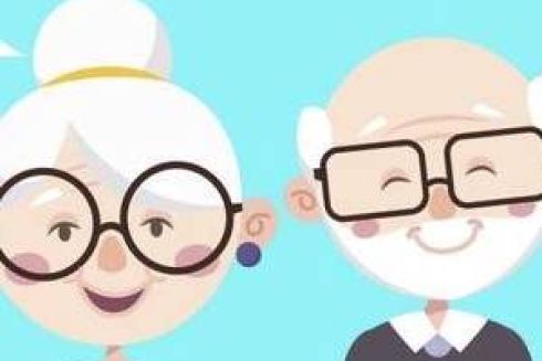 Для киян пенсійного віку організували безкоштовну йогу і танці