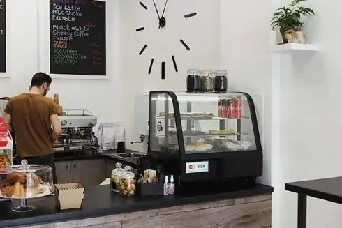 Матча и какао: возле Житнего рынка открыли Coffee At Home