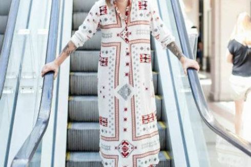 Платья в пол из Goldenbrown и космонавт из UaMade