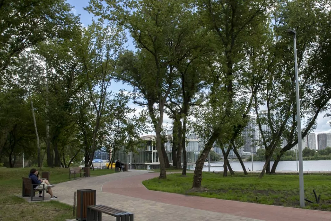 Фото. На Осокорках відкрили частину оновленого парку &laquo;Прибережний&raquo;