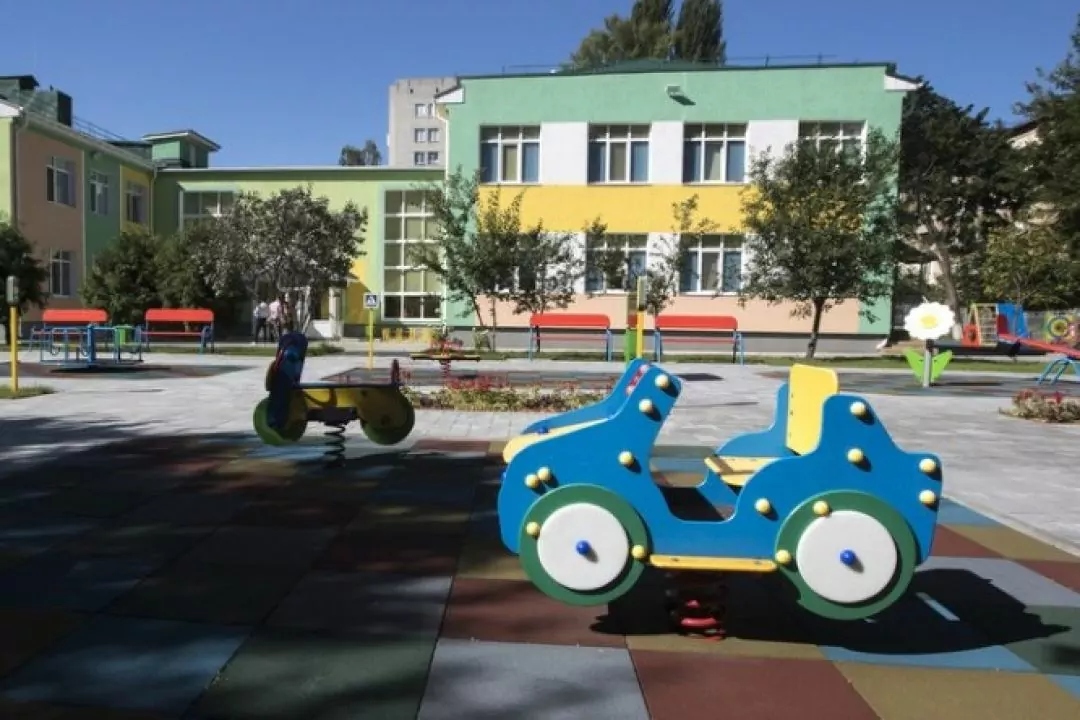 В Киеве уже работают 38 детских садов: как записать ребенка