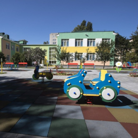 В Киеве уже работают 38 детских садов: как записать ребенка