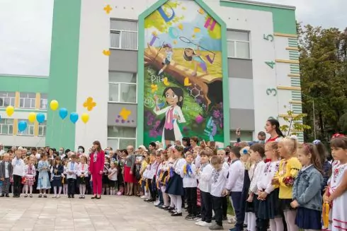 У Києві навчатимуться офлайн 138 тисяч школярів: як проходитиме освітній процес