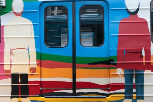Артпоїзд "Малевич" запустили у київському метро