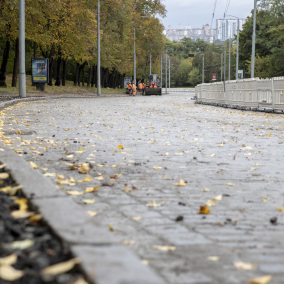Фото. В Киеве отремонтировали и готовят к открытию Подольский спуск