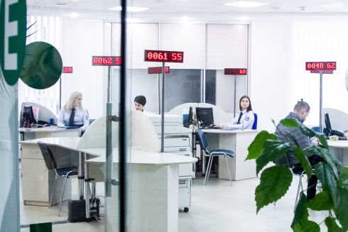 Киевские ЦНАПы больше не принимают посетителей по записи на конкретный час