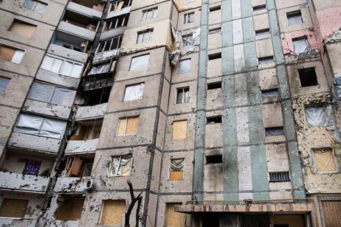 Більшість пошкоджених будинків у Києві відновлять до початку холодного сезону