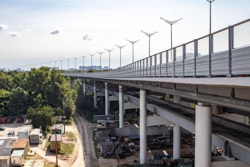 Фото. Як відбувається будівництво метро на Троєщину