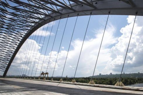 На Подольском мосту начали строительство метро на Троещину