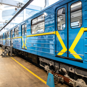 В Киеве закупят 50 новых вагонов для поездов метро. Где они будут курсировать
