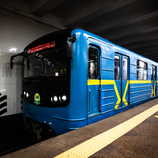 Київське метро збільшує інтервал руху між поїздами через дефіцит робітників