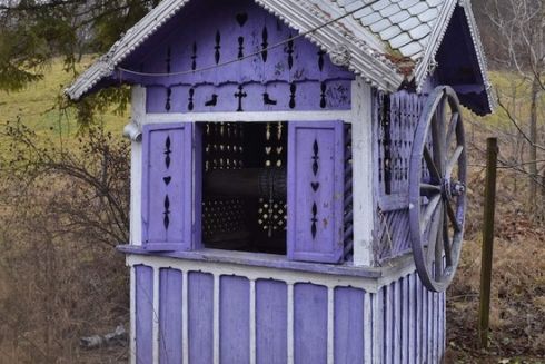 Студент колледжа искусств создал фотопроект об аутентичных буковинских колодцах