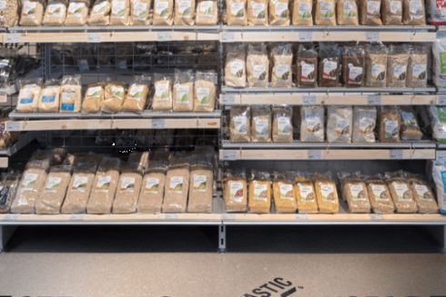 В Амстердаме появился первый супермаркет без пластика