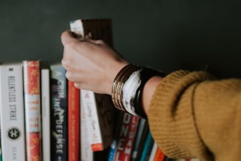 В Україні стартував збір книг для військовослужбовців