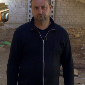Фермер з Київщини навів вогонь на власний склад, де базувалися окупанти. Тепер збирають гроші на його відновлення