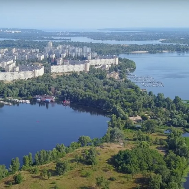 Петиція проти будівництва трирівневого паркінгу на Оболоні набрала 6 000 підписів