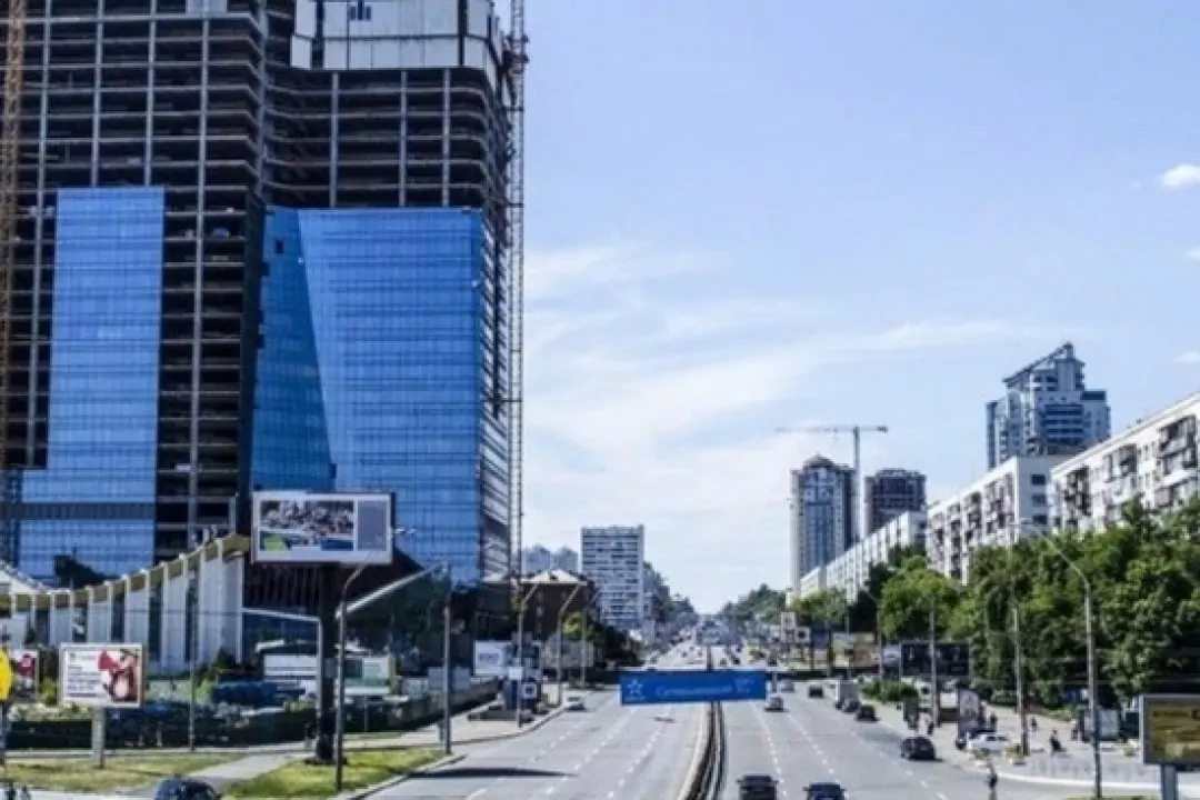 Киевский небоскреб-недострой Sky Towers выставили на продажу