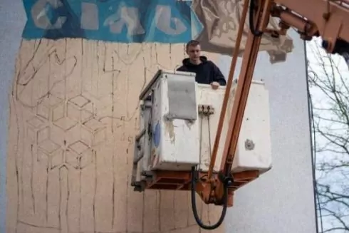 В центрі Ірпеня створюють мурал, присвячений Бахмуту і Соледару