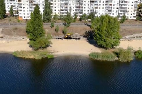 Біля озера Вербне в Оболонському районі триває капітальний ремонт зони відпочинку: що мають зробити