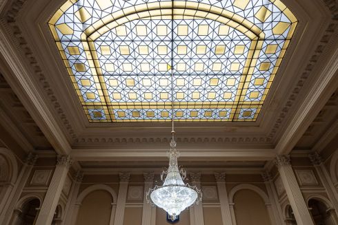 У львівському університеті Франка відреставрують аварійний скляний дах