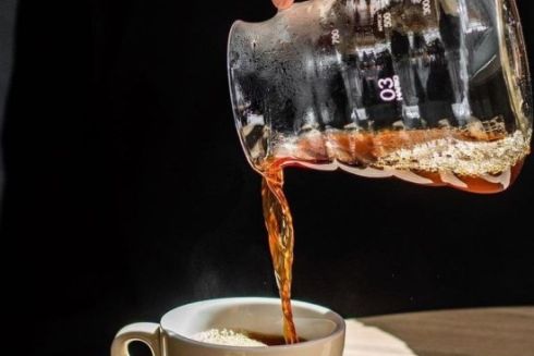 На Позняках открыли кофейню Volume с кофе, десертами и сэндвичами