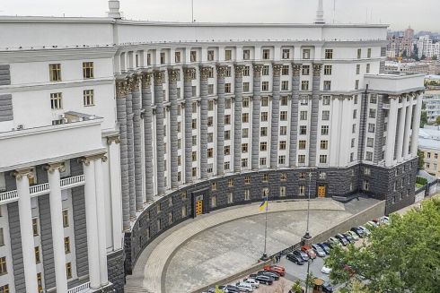 У Києві починають консервацію Будинку Уряду, пошкодженого російським ударом