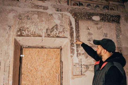 Фото: у Львові реставрують кам'яницю ХV століття, яка має  автентичне опалення та старовинні кахлі