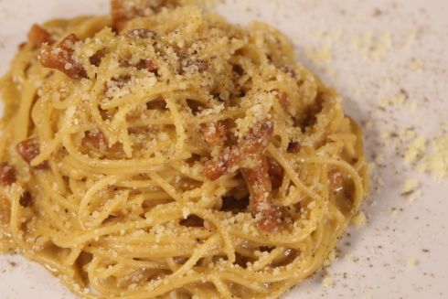 Без сливок и чеснока: как на самом деле готовят пасту Карбонара