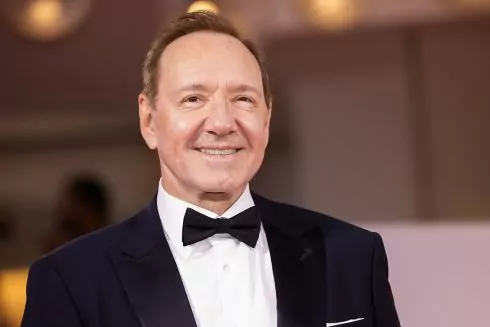 Кевін Спейсі уникнув суду в Лондоні, уклавши мирову угоду з позивачами