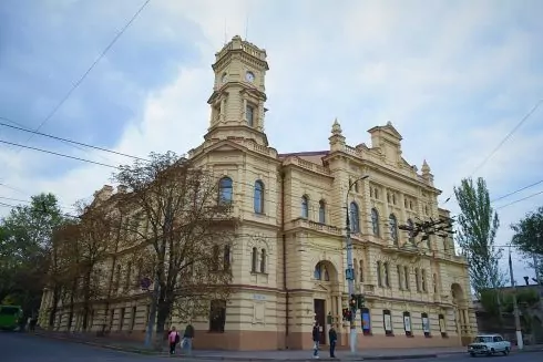 Музеї біля фронту евакуюють за новими правилами &mdash; що змінив уряд