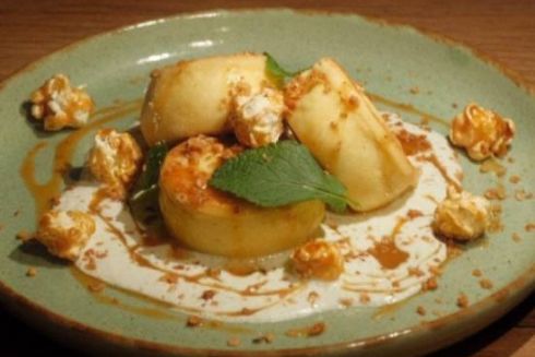 Біля ботсаду Гришка запрацювало кафе &ldquo;Звіринецька&rdquo; зі сніданками протягом дня та десертами