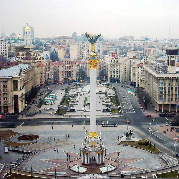 На місці ТЦ Globus на Майдані пропонують створити Музей Гетьманства