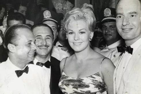 &laquo;Вона не може грати мене&raquo;: акторка Кім Новак розкритикувала вибір Сідні Свіні на головну роль у байопіку про себе