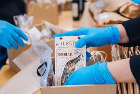 Українець запустив ініціативу з доставки продуктів від крафтових виробників людям, які цього потребують