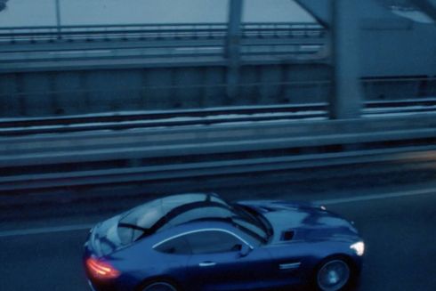 Видео. Украинский продакшн снял рекламу для Mercedes в Киеве