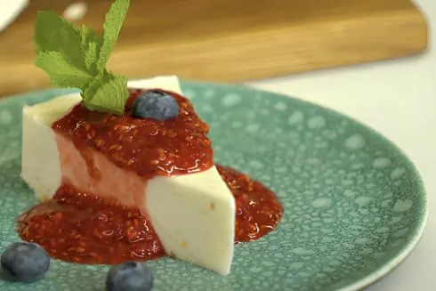 Баварезе: торт с персиками, который не нужно выпекать