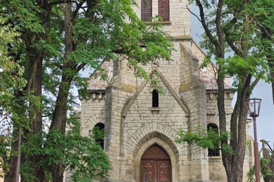 На Львівщині відреставрують 100-річний костел і створять там культурний простір