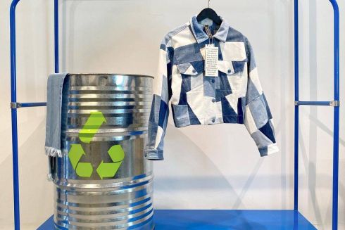 В Киеве будут принимать джинсовые вещи на переработку: куда нести