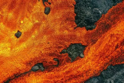 Астрономи виявили планету з океаном магми, не схожу на жодну відому