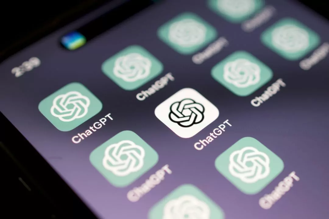 OpenAI розробляє власний смартфон із ШІ-агентами