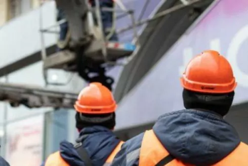 В Киеве уберут незаконную рекламу на нескольких улицах: где именно