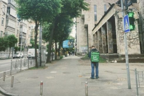 У здания «Квіти України» будут проводить свопы, ярмарки, поэтические и музыкальные вечера