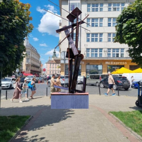 У Львові встановлять чотири скульптури — три з них будуть тимчасовими